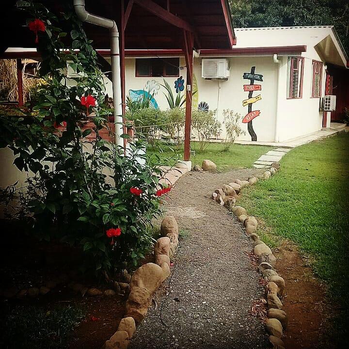 Casa Ballena Eco Hostel Uvita Εξωτερικό φωτογραφία